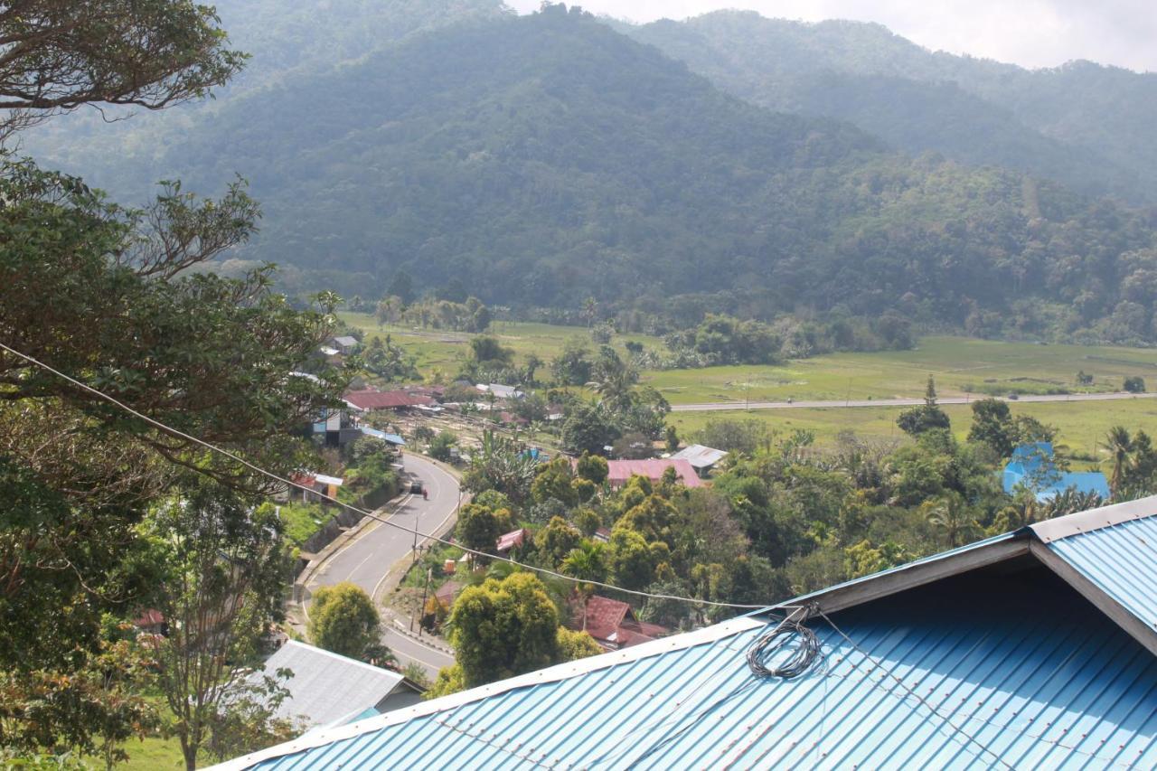 Family Guest House Moni Kelimutu Exterior photo